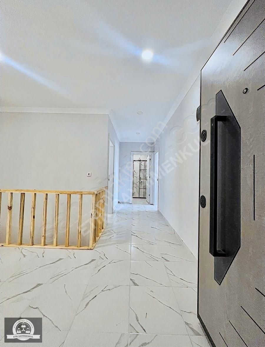 Sancaktepe Fatih Satılık Daire Sancaktepe Fatih Mah Satılık 5+2 (2 Daire) 220m² Lüks Çatı Dub