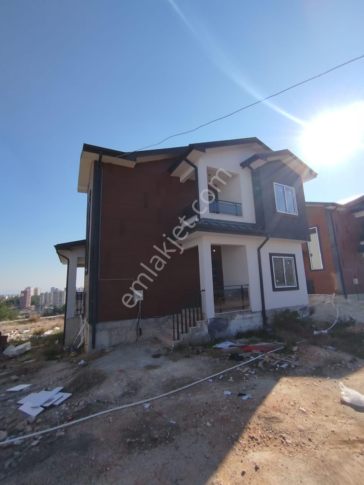 Sarıçam Çınarlı Satılık Villa Sarıçam Çınarlı'da Sıfır 3+1 Dublex Satılık Villa