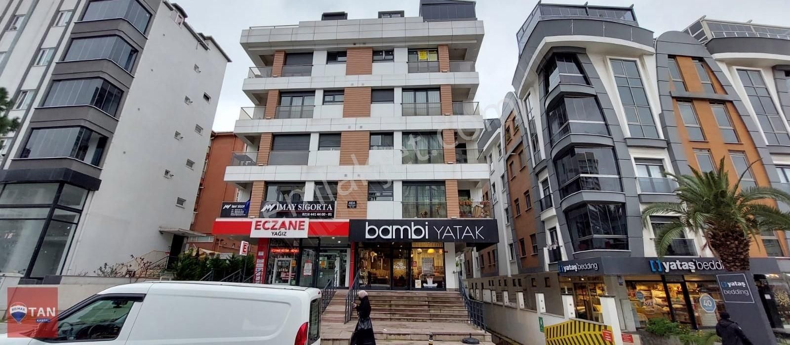 Maltepe Feyzullah Kiralık Ofis Maltepe Cadde Üzeri Geniş Bahçe Kullanımlı Hazır Kiralık Ofis