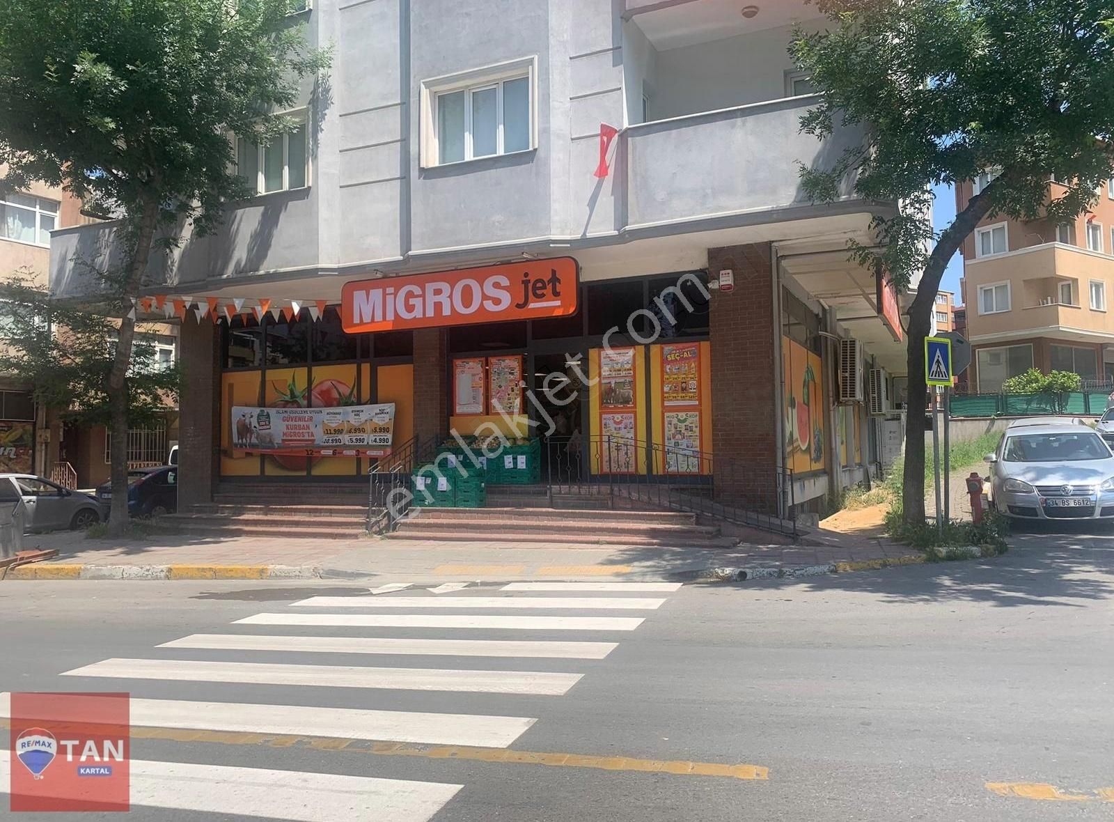 Pendik Kaynarca Satılık Dükkan & Mağaza Pendik Aydınlı Caddesi Üzerinde 611 M2 Kurumsal Kiracılı Dükkan