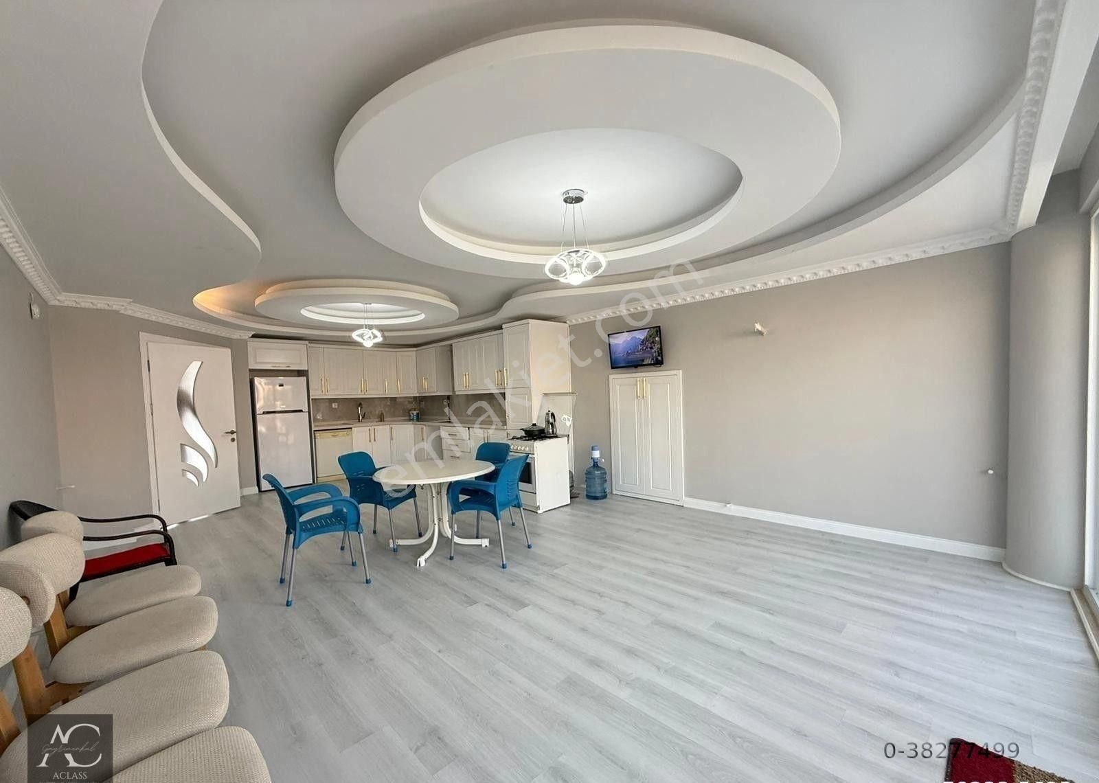 Sahıle 700 M -manzara-özel Havuz/otopark-bahçe-kombi-yeni-382 M2-9+2-lüx-tamamı Müstakil - Görsel 23