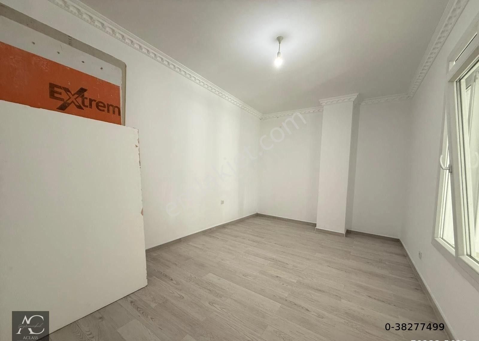 Sahıle 700 M -manzara-özel Havuz/otopark-bahçe-kombi-yeni-382 M2-9+2-lüx-tamamı Müstakil - Görsel 26