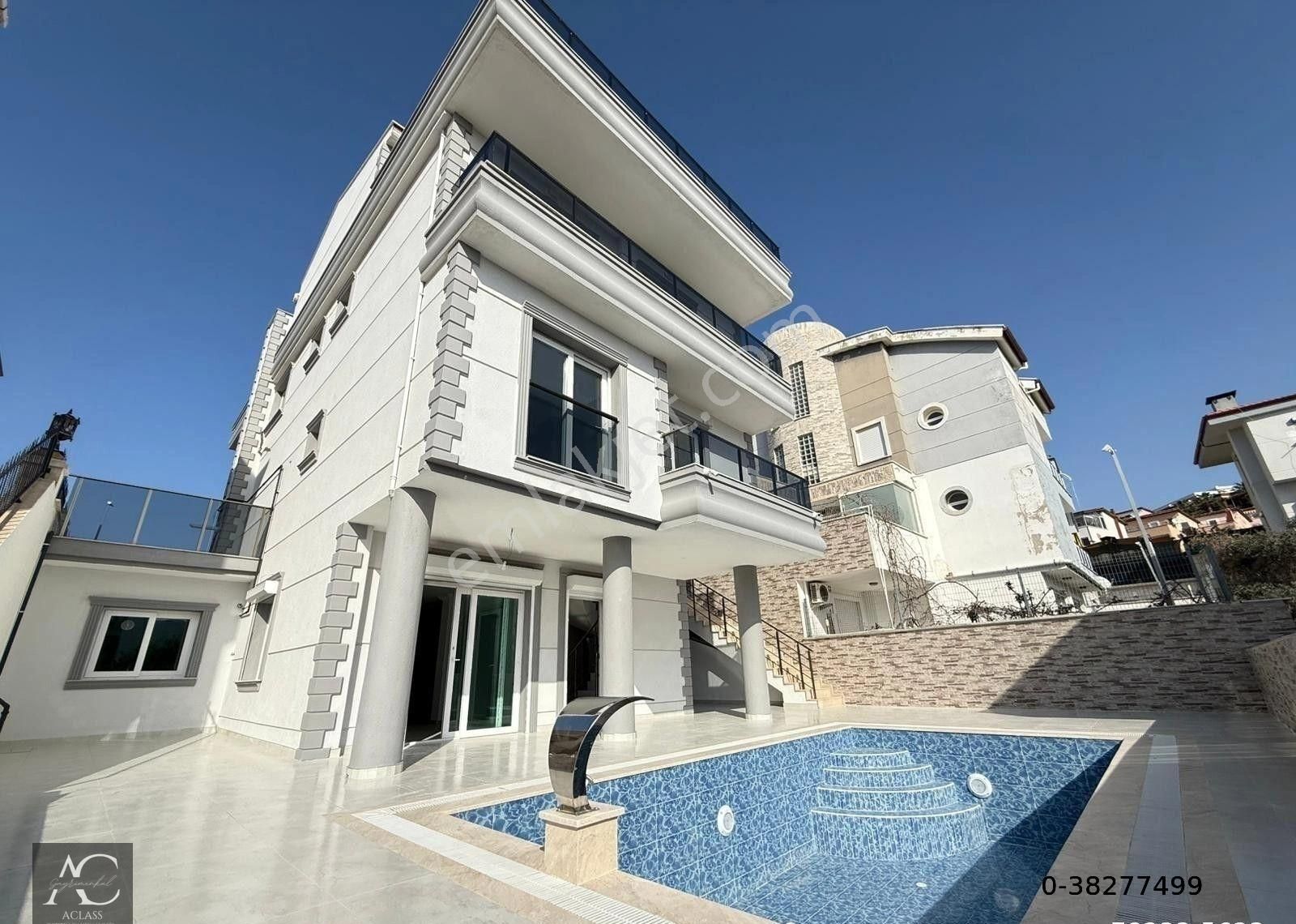 Sahıle 700 M -manzara-özel Havuz/otopark-bahçe-kombi-yeni-382 M2-9+2-lüx-tamamı Müstakil - Görsel 18