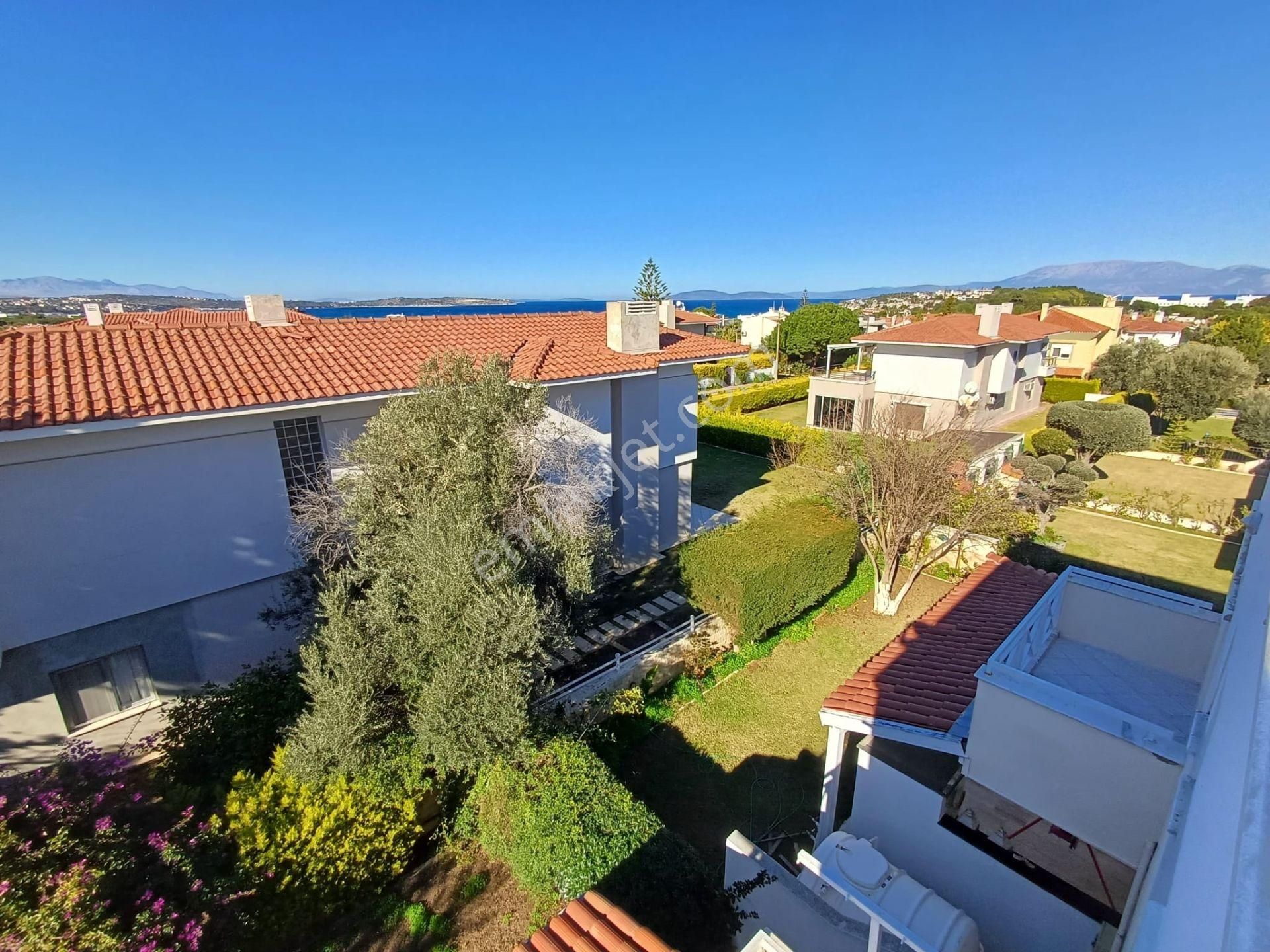 Boyalık Altınyunus Büyük Bahçeli Müstakil Havuzlu 4 Oda 3 Banyo - Görsel 33