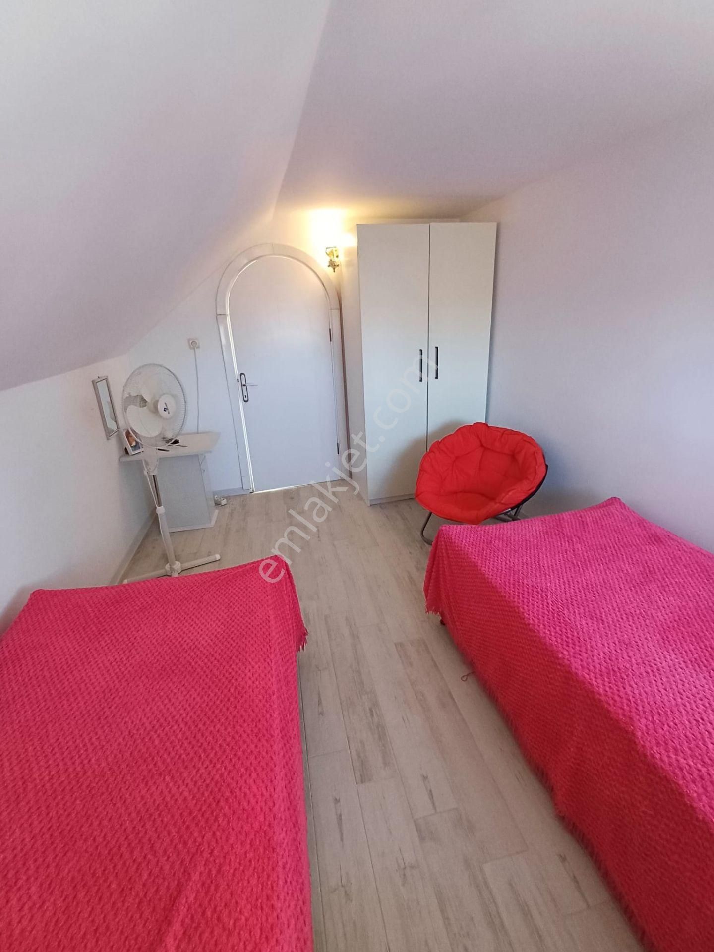 Boyalık Altınyunus Büyük Bahçeli Müstakil Havuzlu 4 Oda 3 Banyo - Görsel 28