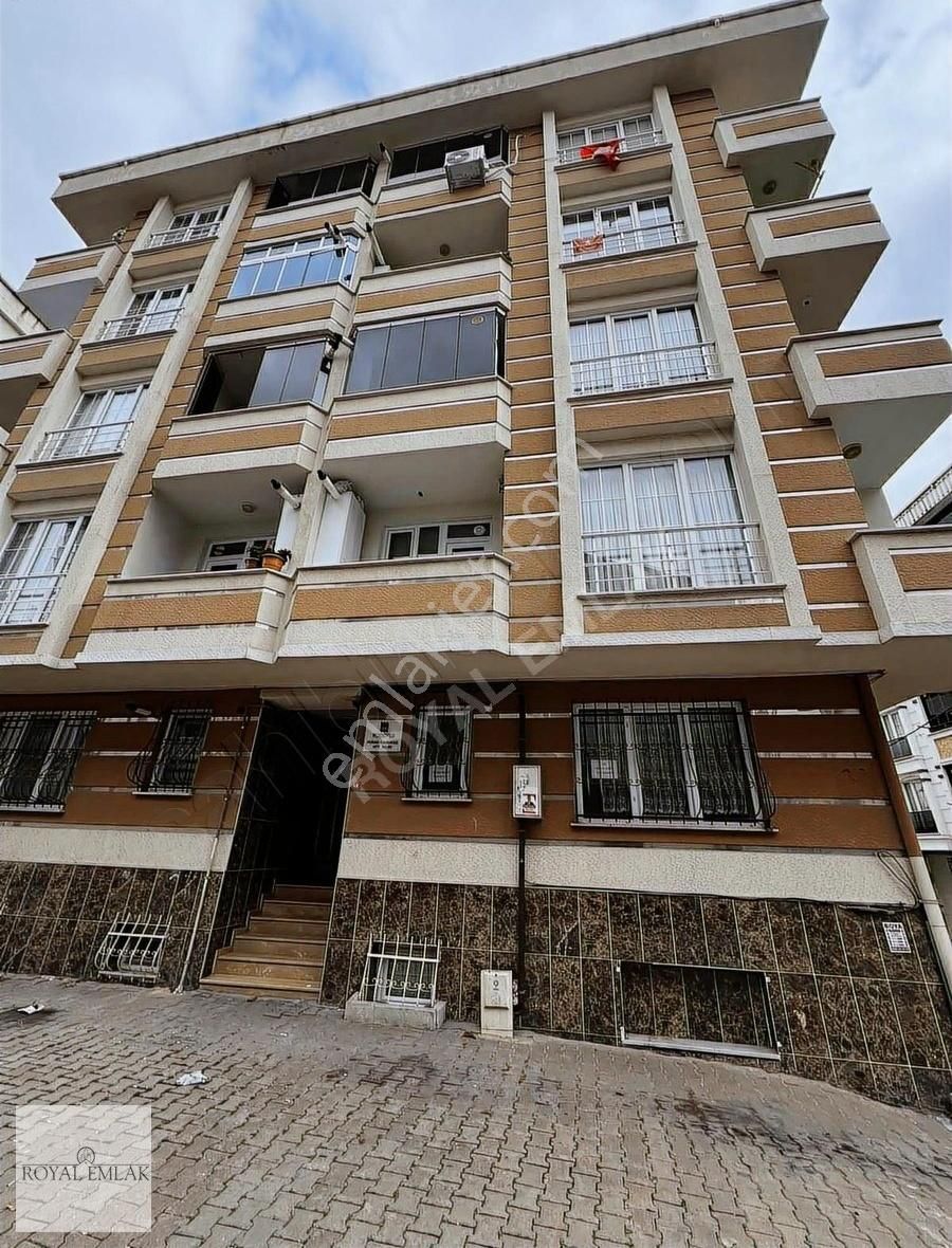 Esenyurt Yenikent Kiralık Daire Esenyurt Yenikent Mah. İki Tarafı Açık Kiralık 2+1 Daire