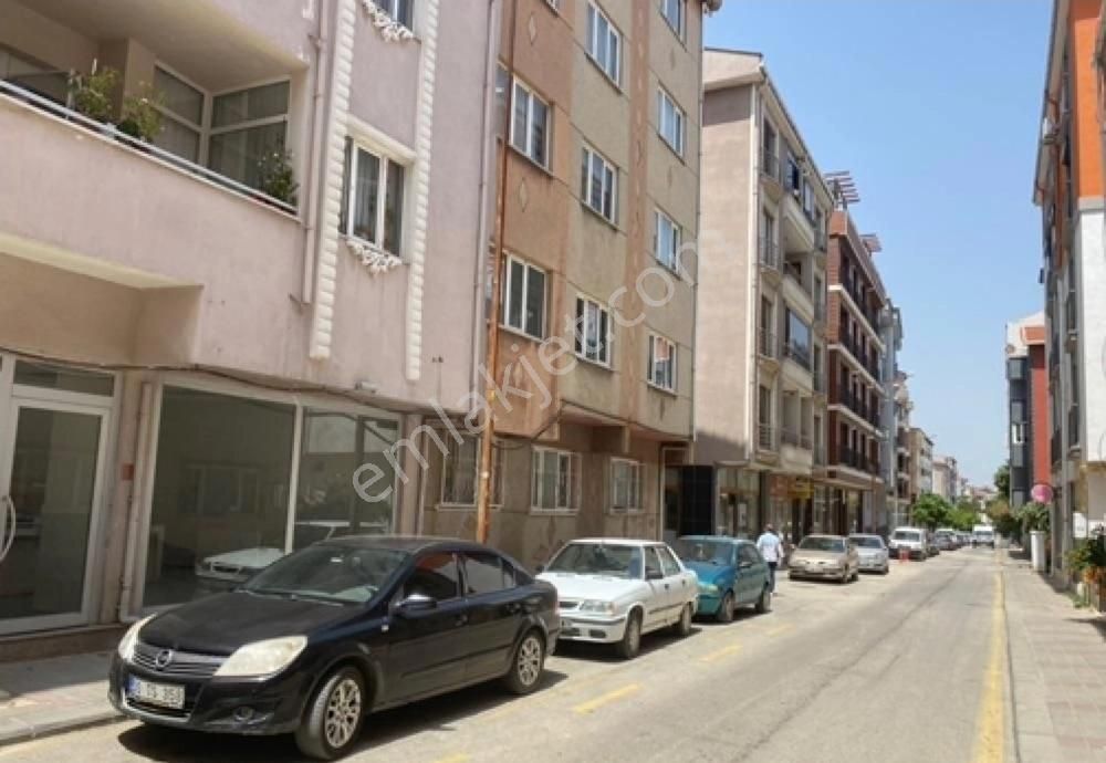 Keşan Yukarı Zaferiye Satılık Daire Keşan Yukarı Zaferiye'de Satılık Daire Keşan Merkezde 3+1 Dairem