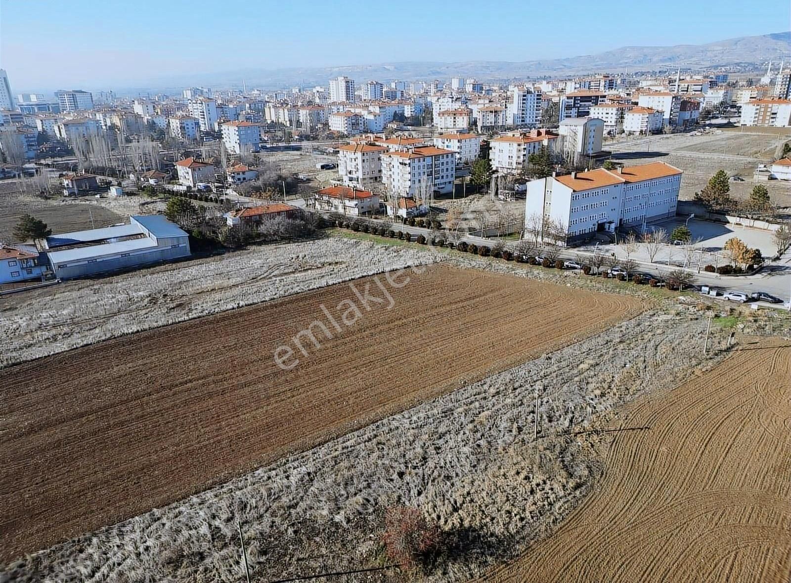 Kahramankazan Satıkadın Satılık Konut İmarlı K.kazan Gyo'dan Merkezi Konumda 500m2 2,5 Daire Getirili Arsa