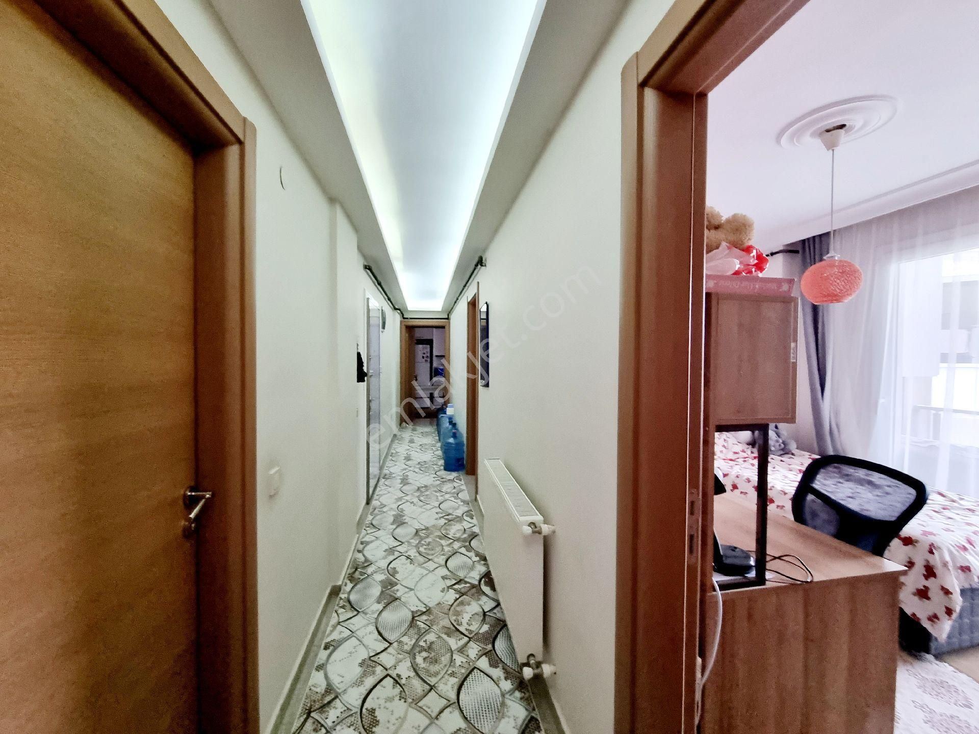 Menderes Cüneytbey Satılık Daire Menderes Merkez De 90 M2 Satılık 2+1 Daire