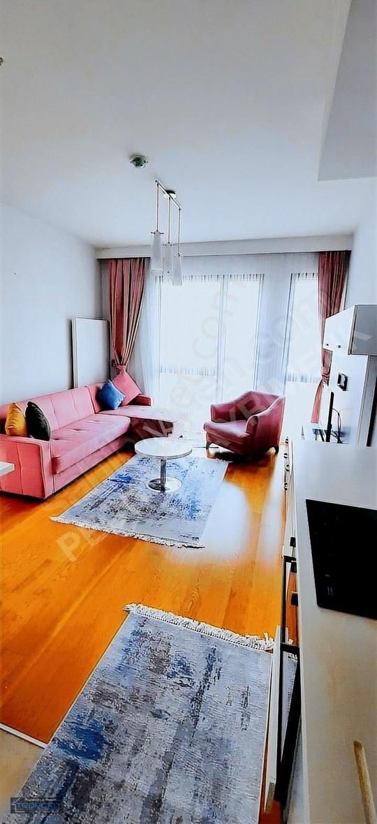 Bağcılar Bağlar Kiralık Residence Güneşli G Plus Full Eşyalı 1+1 Kiralık Daire ( Köşe Daire )