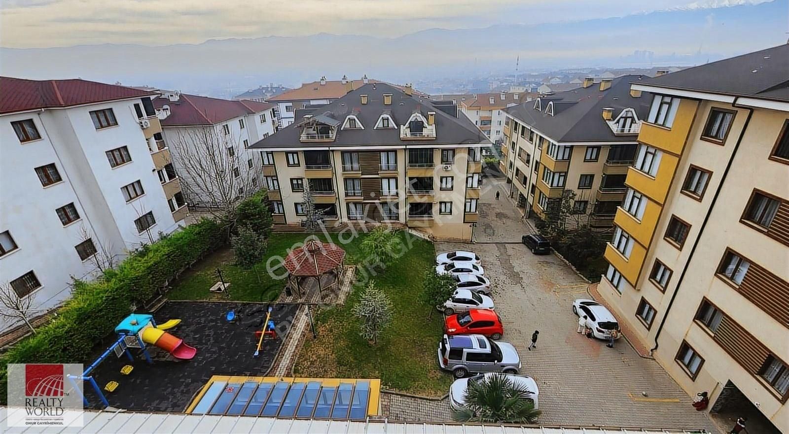 İnegöl Yeni Kiralık Daire Burak Solmaz'dan Alanyurt Çağdaş Yaşam 2 Sit Kiralık 2+1 75m²