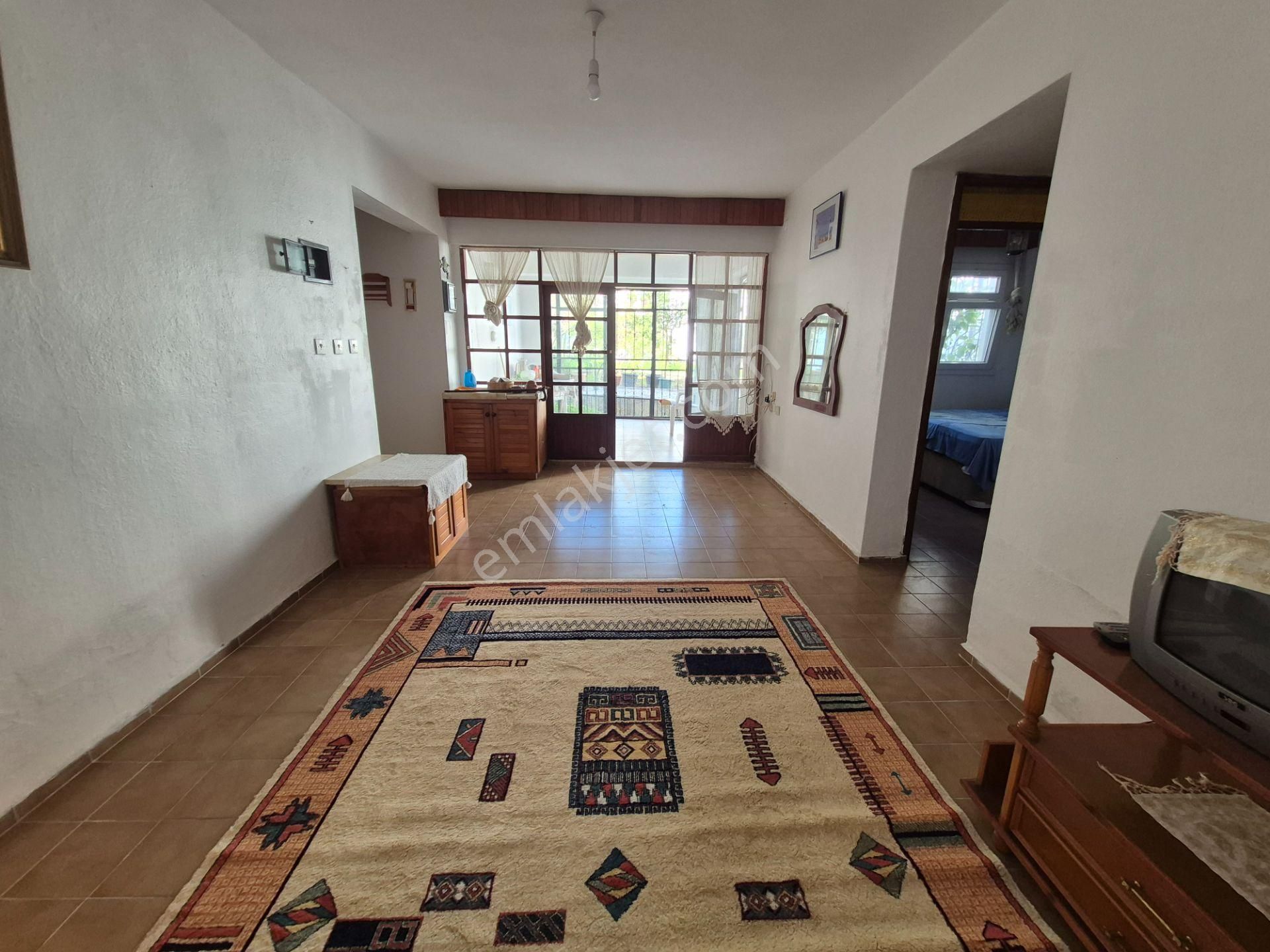 Turgutreis Merkezde Satılık 1+1 Bahçe Katı Daire - Görsel 9