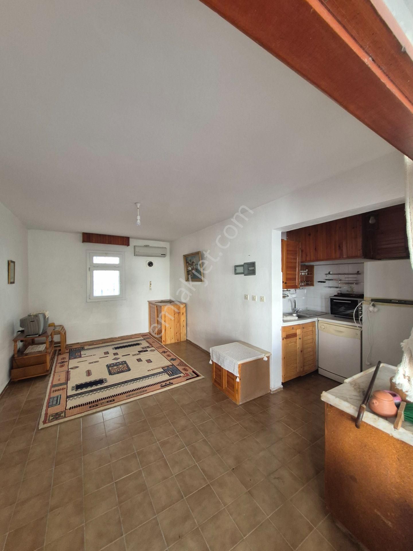 Turgutreis Merkezde Satılık 1+1 Bahçe Katı Daire - Görsel 17