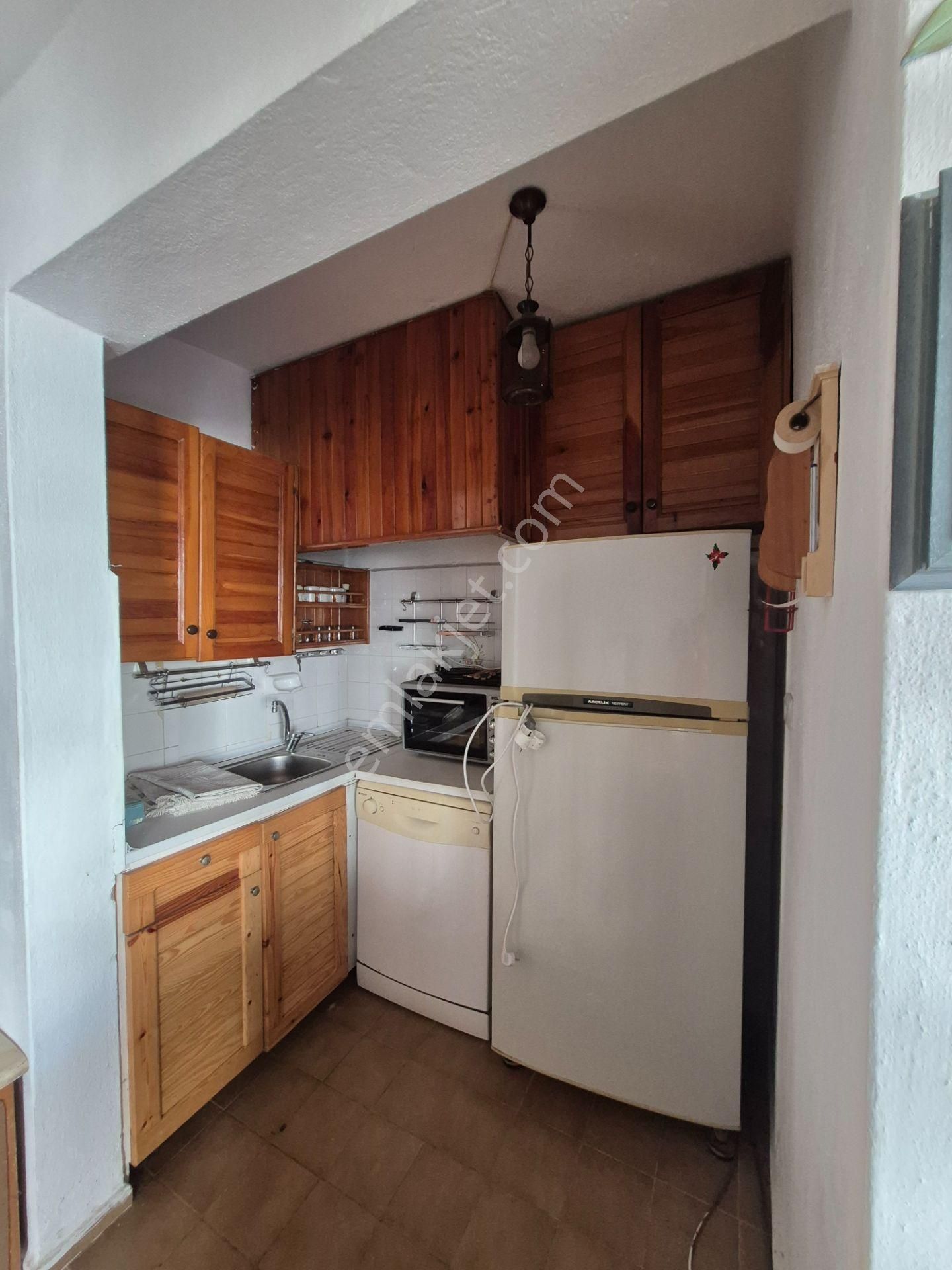 Turgutreis Merkezde Satılık 1+1 Bahçe Katı Daire - Görsel 7