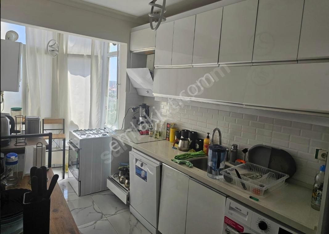 Bahçelievler Siyavuşpaşa Satılık Daire Azmir'den Satılık 3+1 Park Manzaralı Asansörlü Daire For Sale للبيع