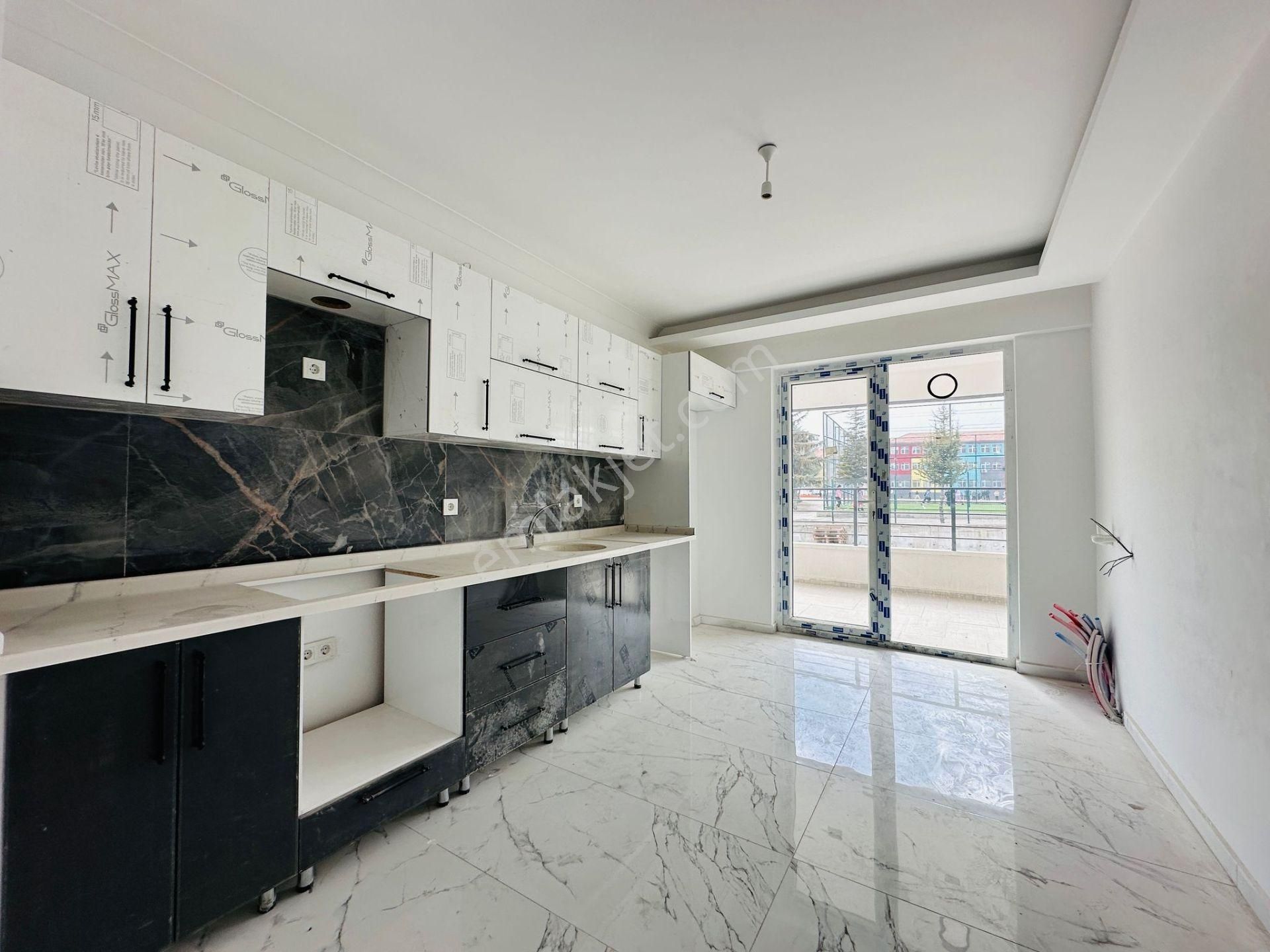 Altındağ-beşikkaya'da Asansörlü 3+1 Ara Kat Sıfır Daire !! - Görsel 2