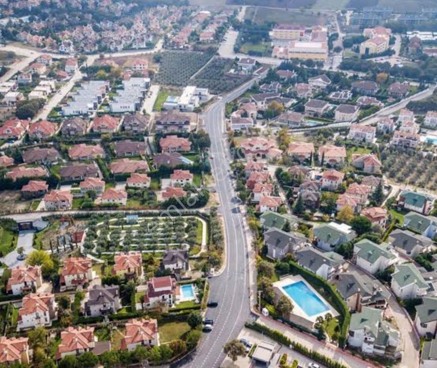 Mudanya Mürsel Satılık Villa İmarlı Mürsel Köyde 4400m2 Tek Tapu 3 Kat 0,30 Emsal Villa İmarlı Arsa