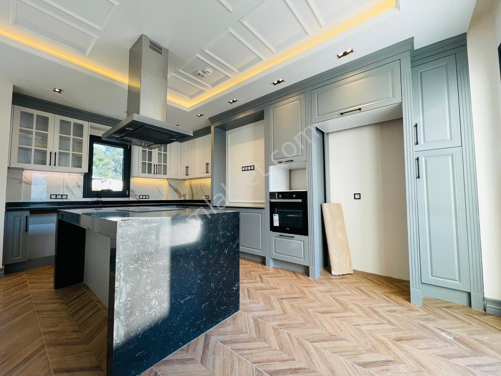 Manzara-özel Havuz-bahçe-otopark-yerden Isıtma-ultra Lüx-580 M2 Müstakıl - Görsel 22