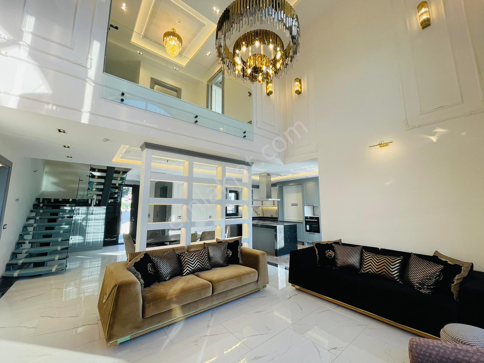 Manzara-özel Havuz-bahçe-otopark-yerden Isıtma-ultra Lüx-580 M2 Müstakıl - Görsel 15