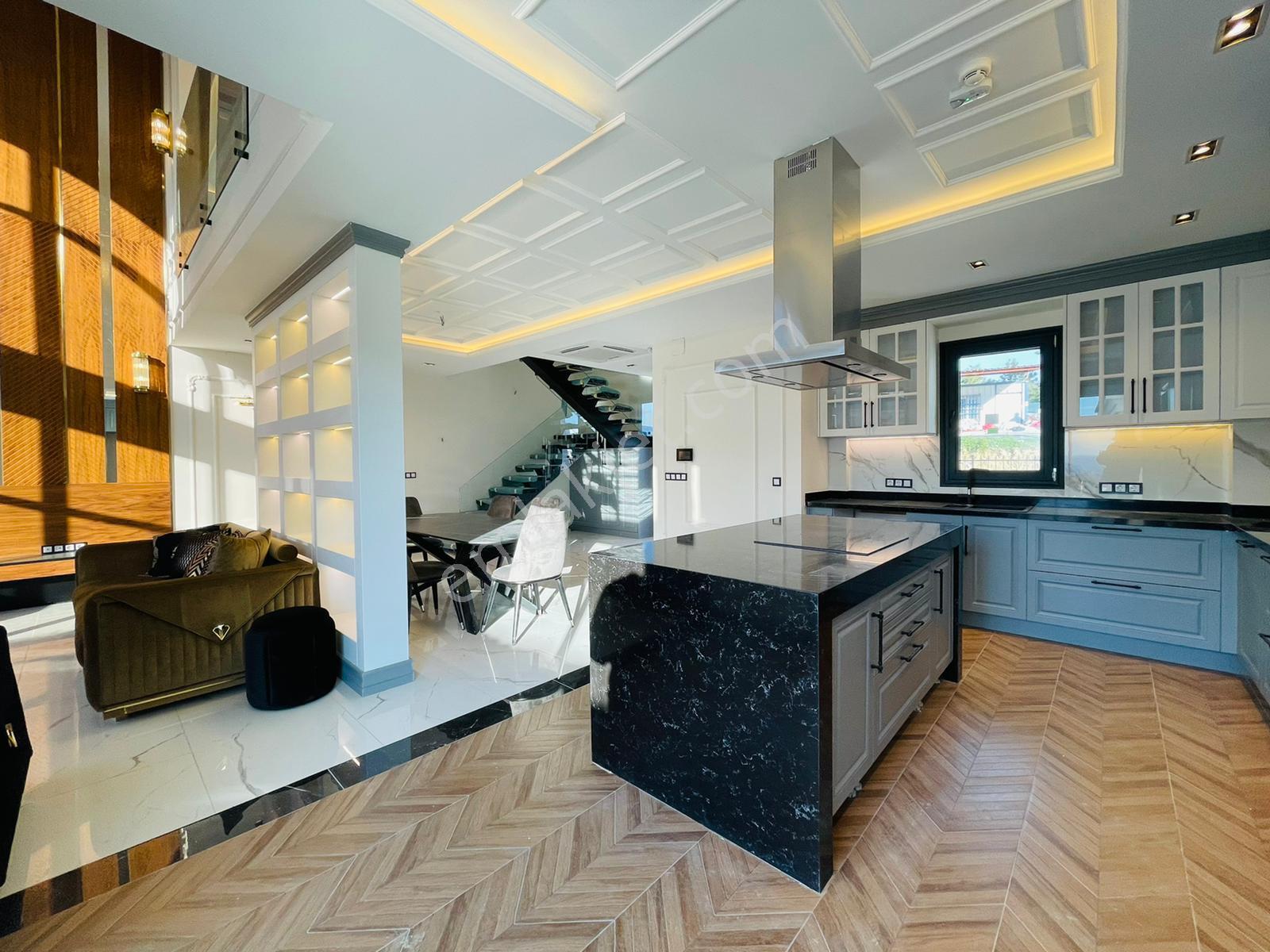 Manzara-özel Havuz-bahçe-otopark-yerden Isıtma-ultra Lüx-580 M2 Müstakıl - Görsel 25