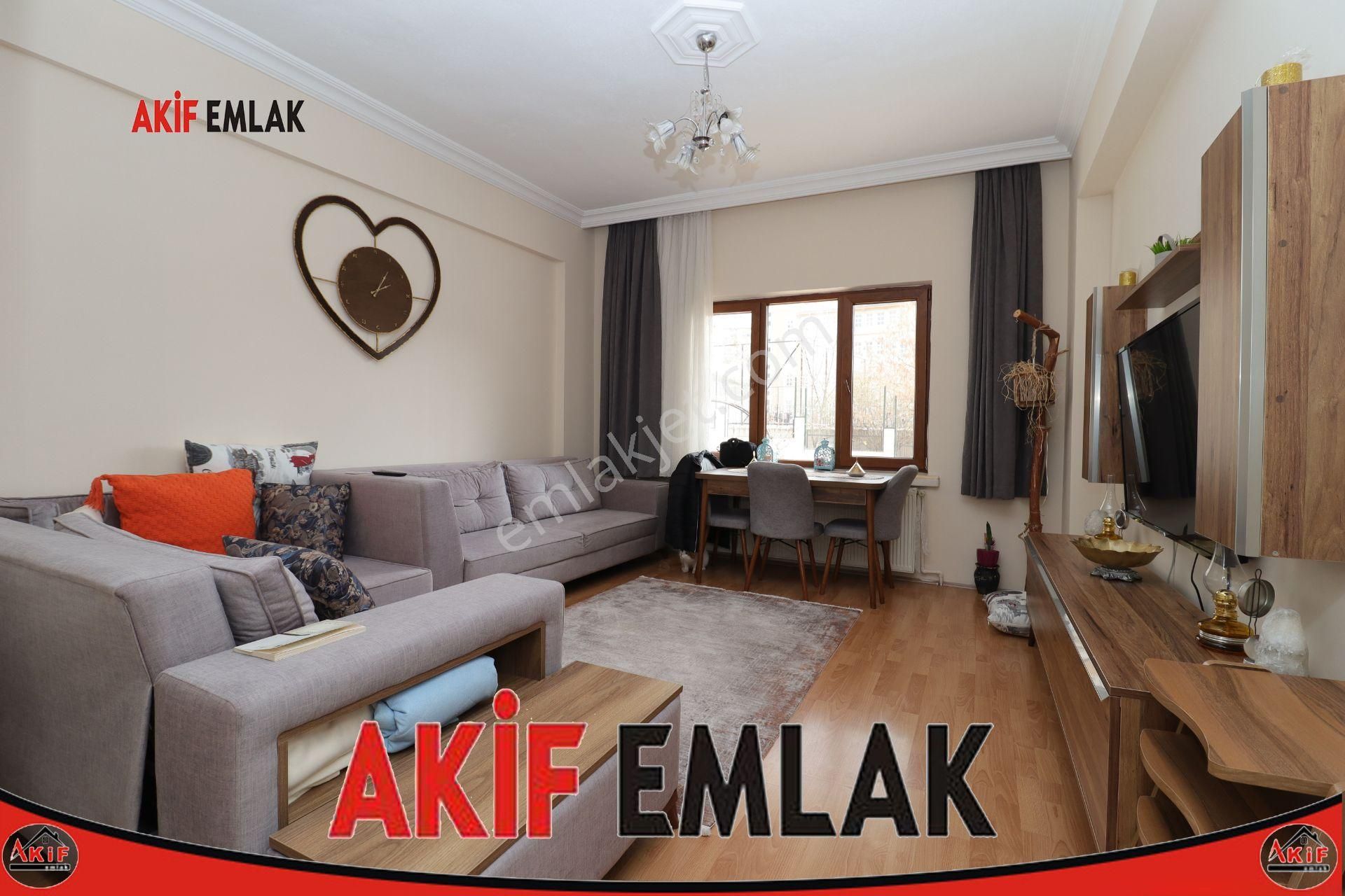 Etimesgut Topçu Satılık Daire Akif'ten Elvankent Topçu'da Ön Cephe Köşebaşı 2+1 Satılık Daire