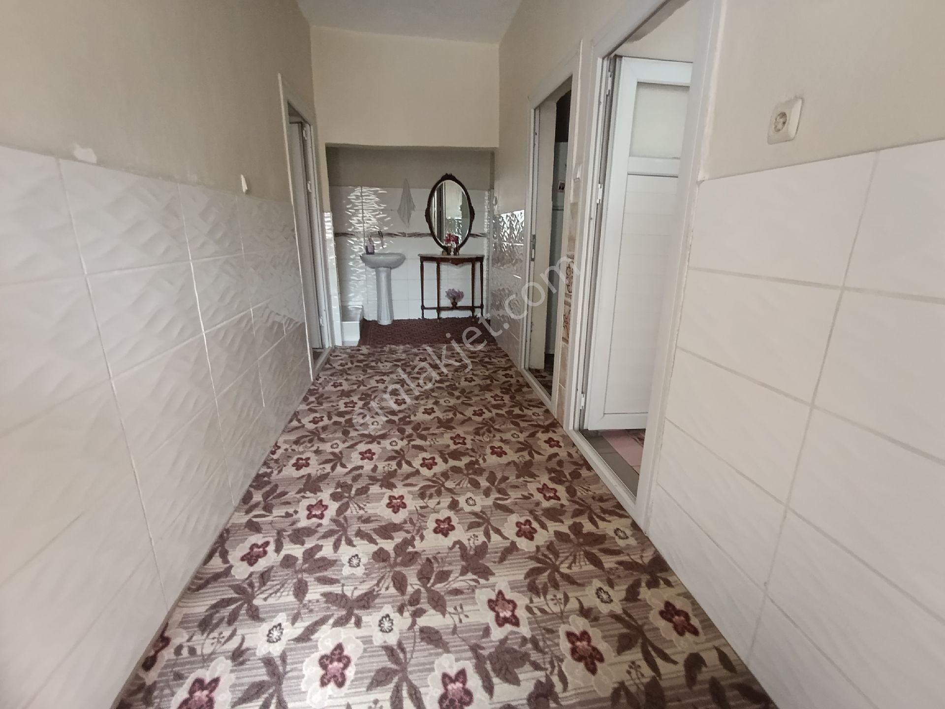 Dağlıoğlu Mahallesi'nde 2 Katlı Bahçeli Satılık Ev - Görsel 8