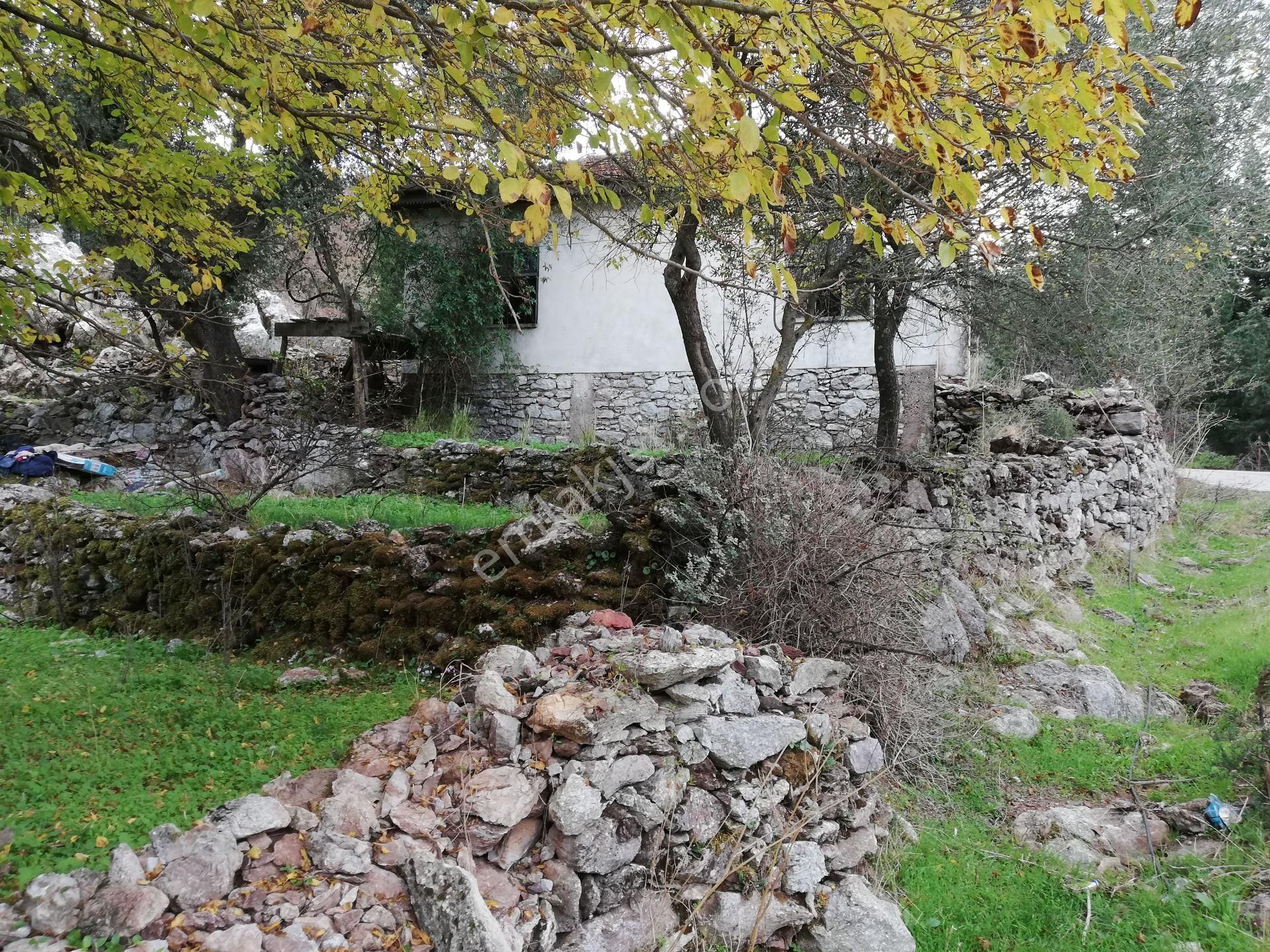 Marmaris Osmaniye'de Satılık, 1.900 M2 Arsa İçinde Müstakil Ev - Görsel 26