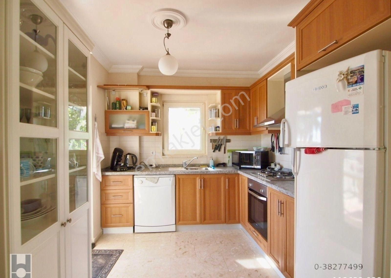 İngilizden Satılık Müstakil Villa Özel Havuz,plajlı Bakımlı Ev Kaçırmayın Bakımlı Villa Geniş Bahçel - Görsel 7