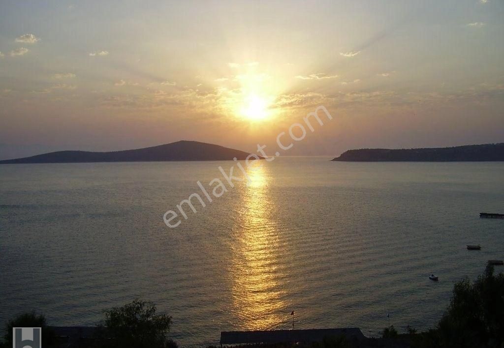 Denize Sıfır Satılık Müstakil Yalı Özel İskele Plajlı Site İçersinde Full Manzaralı Akılı Ev - Görsel 3