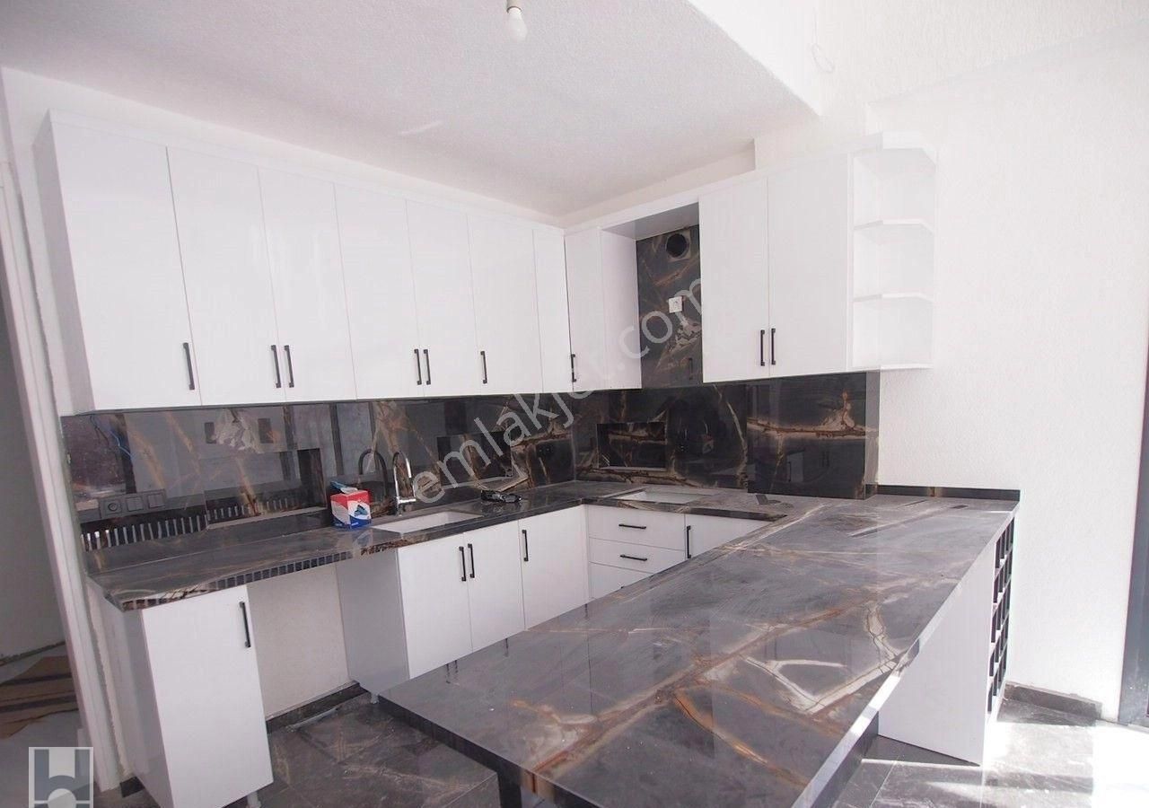 Bodrum'da Satılık Müstakil Yeni Ev Tek Katlı Büyük Bahçeli villa Özel Olarak Tasarlanmış Yeni Yapım - Görsel 8