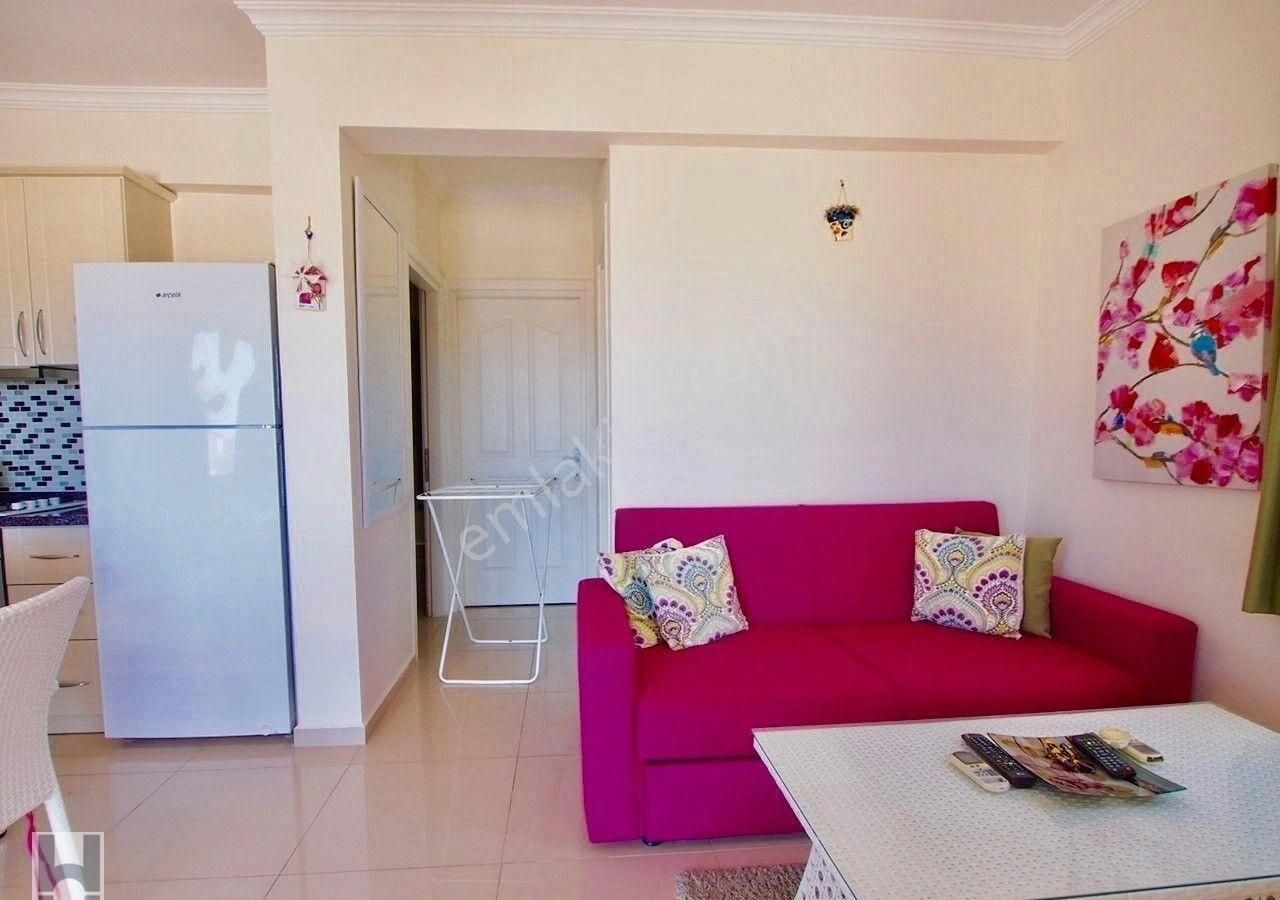 Yalıkavak Merkezde Satılık Daire Yabancıdan Eşyalı Uygun Ev Her Yere Düz Ayak Yakın Kaçmaz Konumda - Görsel 32