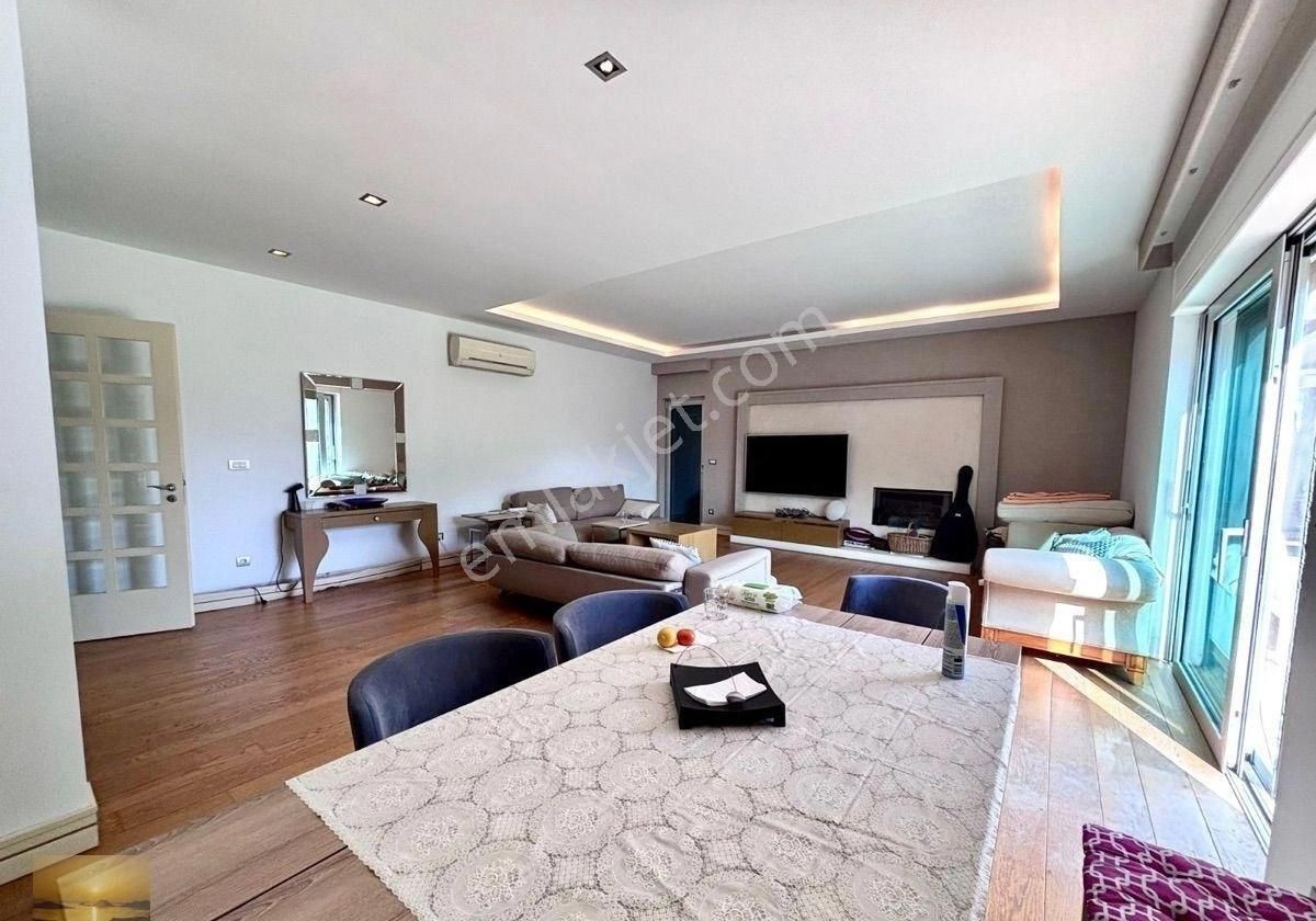 Müstakil Büyük Bahçeli Lüks Taş Ev Özel Havuzlu Denize 300 Metre Bulunmaz Fırsat Lüks Villa - Görsel 10