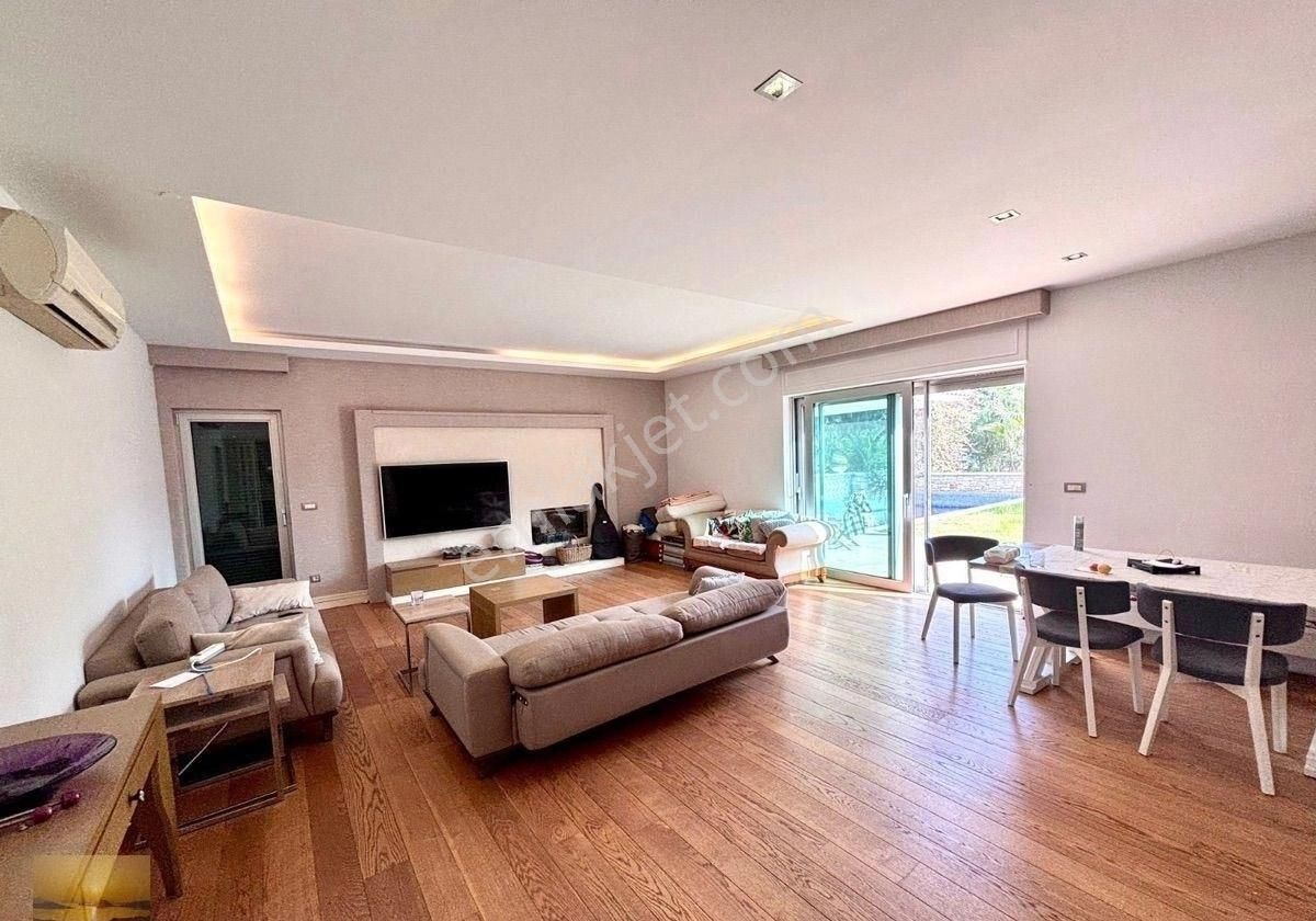 Müstakil Büyük Bahçeli Lüks Taş Ev Özel Havuzlu Denize 300 Metre Bulunmaz Fırsat Lüks Villa - Görsel 29