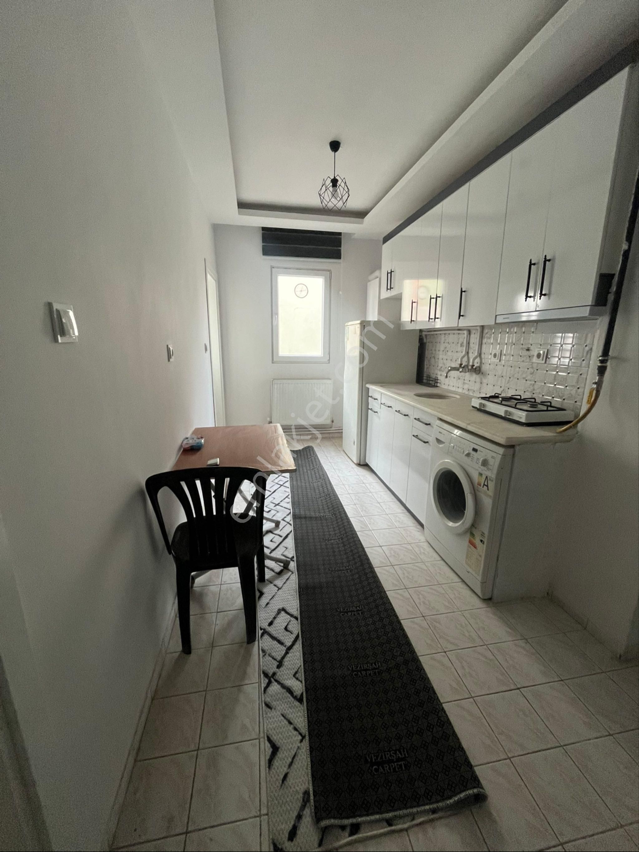 Isparta Merkez Modern Evler Satılık Daire Isparta Merkez Modern Evler Mahallesinde Satılık 2+1 Bireysel Kombili Apart