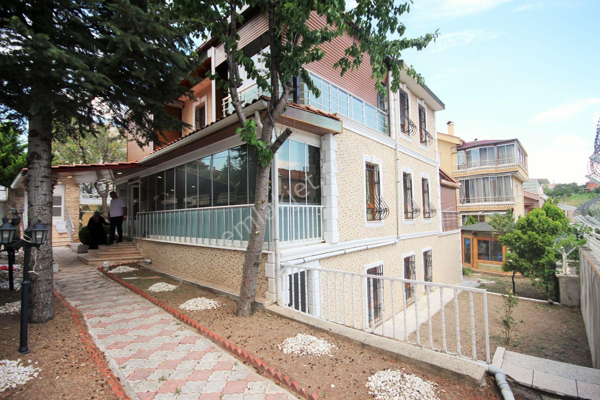 Ankara Pursaklar Satılık Villa Duru Emlak'tan Pursaklar Merkezde 6+1 Lüx Trıblex Fırsat Villa