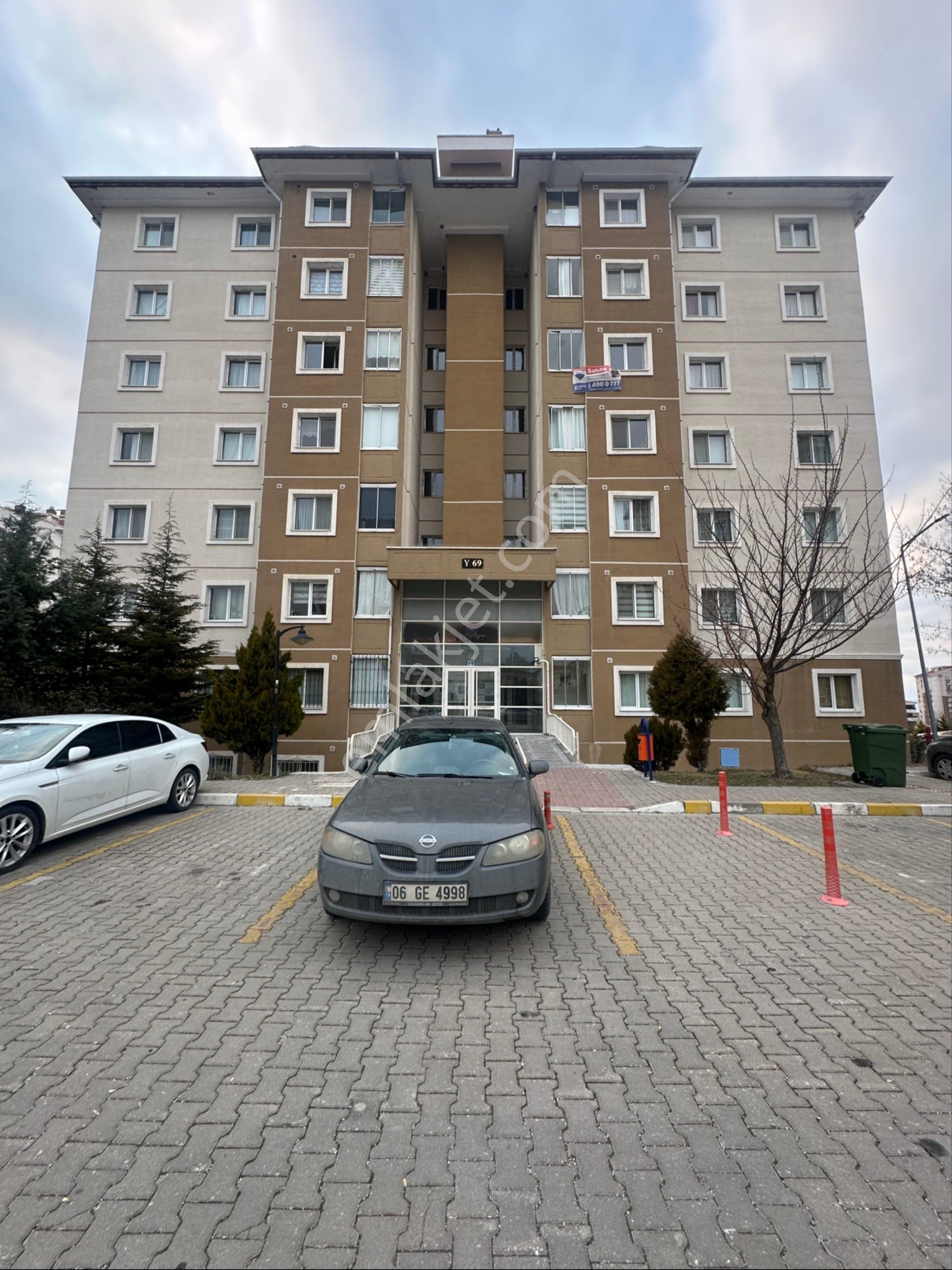 Etimesgut Atayurt Satılık Daire Yapracık Toki Konutları 8. Bölge 3+1 Bakımlı Satılık Daire