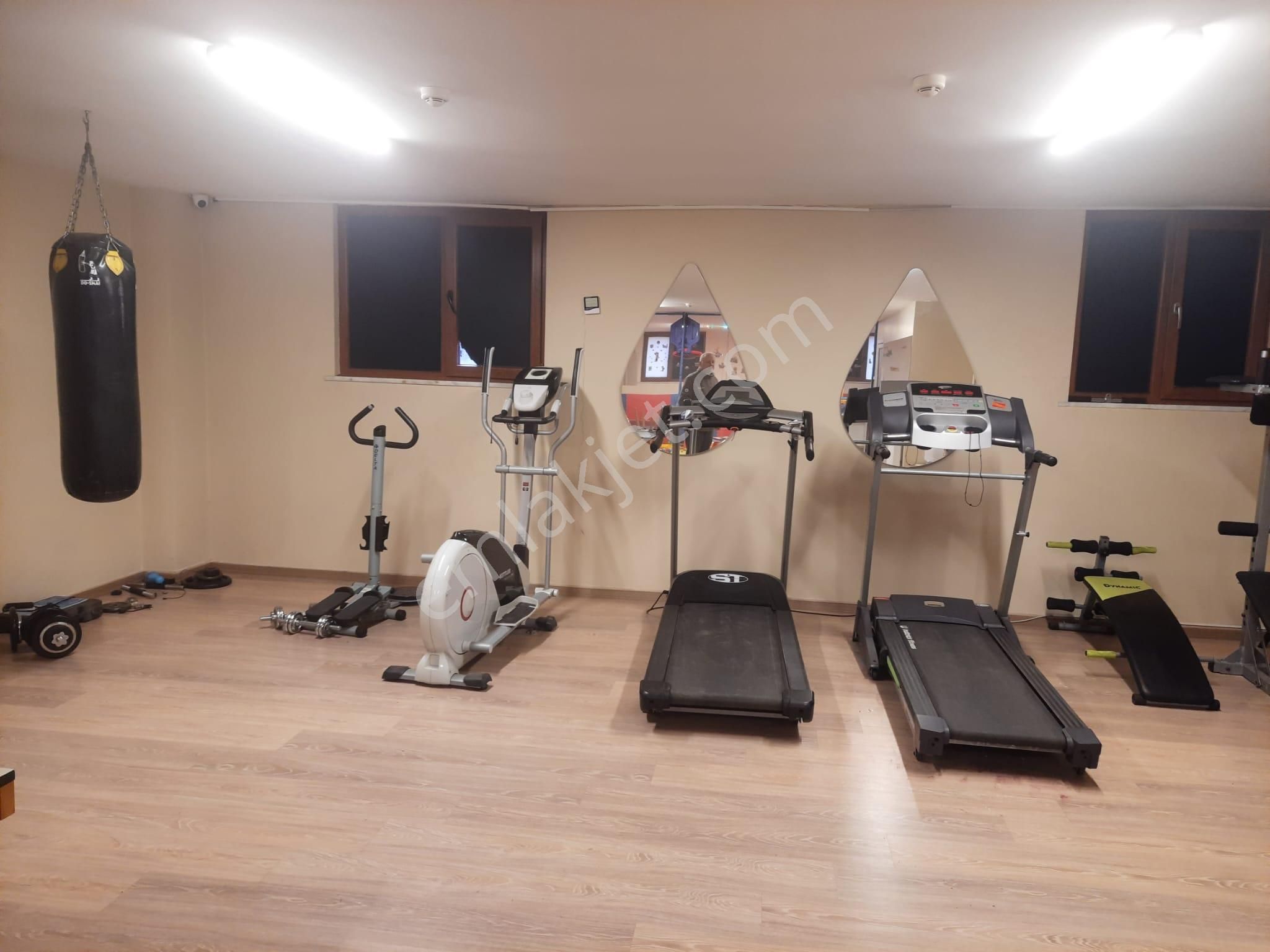 Pendik Bahçelievler Mh De, 10 Yaşında Binada 2+1 Kiralık Daire - Görsel 22