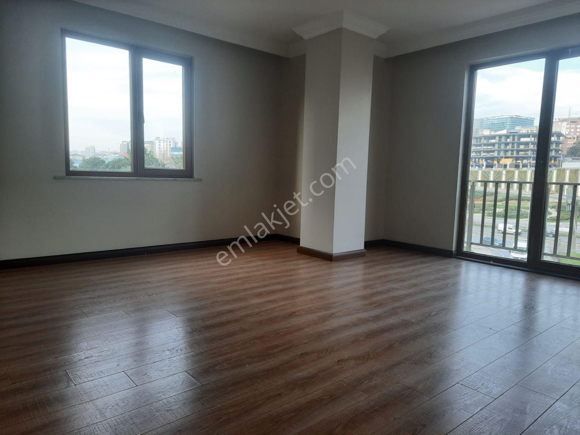 Pendik Bahçelievler Mh De, 10 Yaşında Binada 2+1 Kiralık Daire - Görsel 6