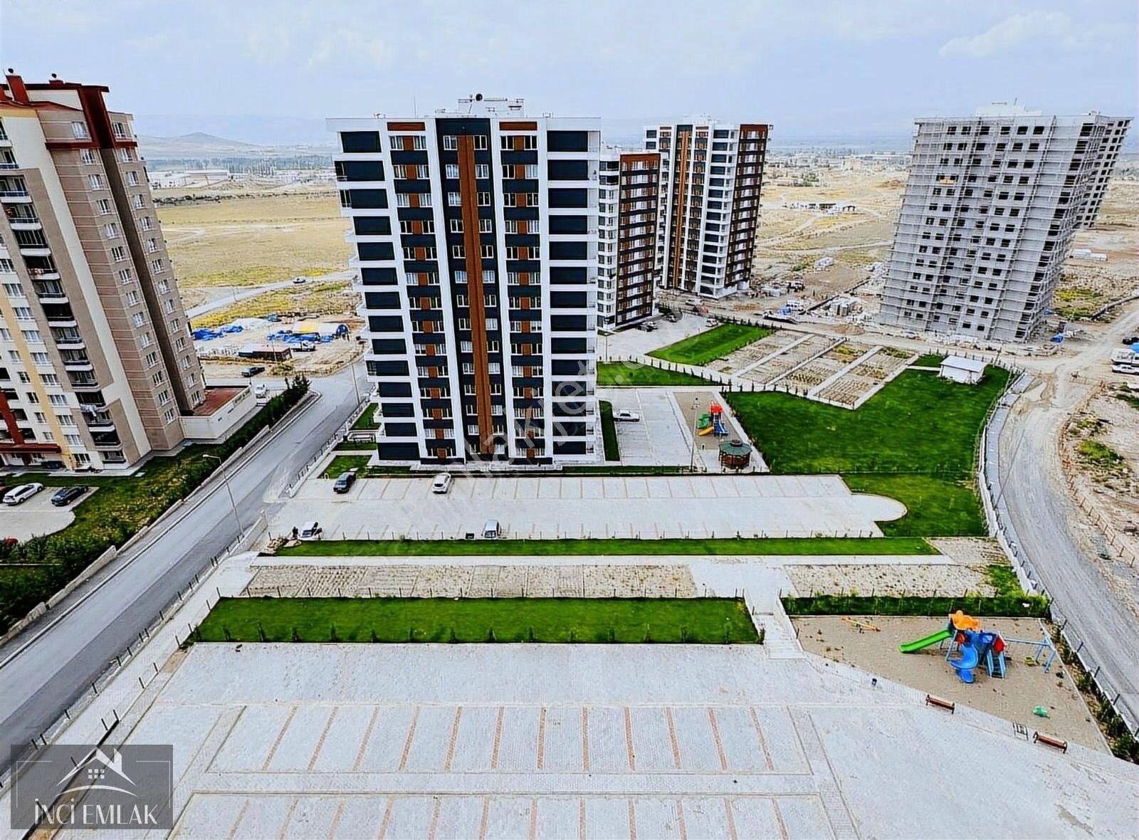 Melikgazi Yeşilyurt Satılık Daire 4+1 İldem E Hemen Taşın Lux Daire