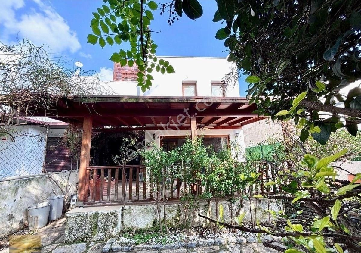 Bodrum Torba Satılık Müstakil Ev Bodrumda Satılık Denize Düzayak 100 Metre Bulunmaz Konumda Villa