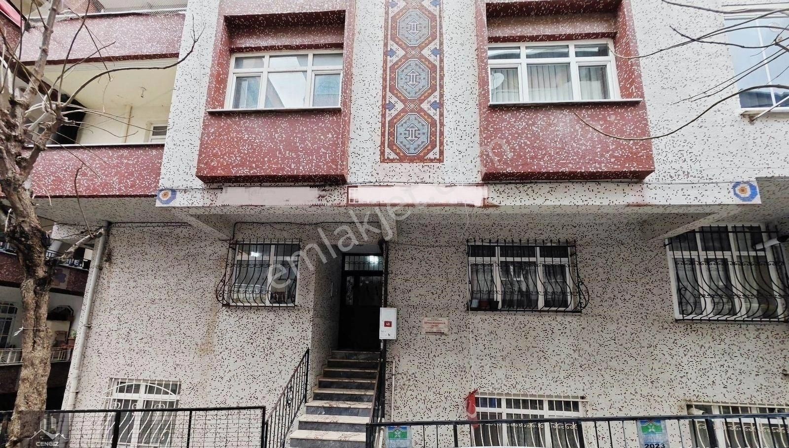 Bahçelievler Yenibosna Merkez Satılık Daire Cengiz Emlaktan Satılık 3+1 Krediye Uygun Satılık Yüksek Giriş Daire Mevlana Camii Yakını