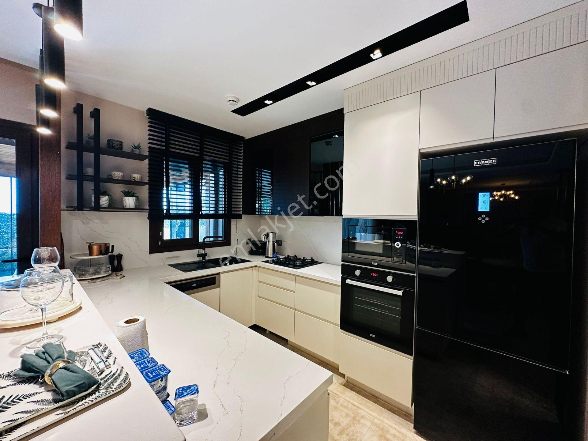 Guvenlık-özel Havuz-otopark-bahçe-lüx-akıllı Ev-yerden Isıtma-400 M2-tamamı Müstakil (köy Tadında) - Görsel 12