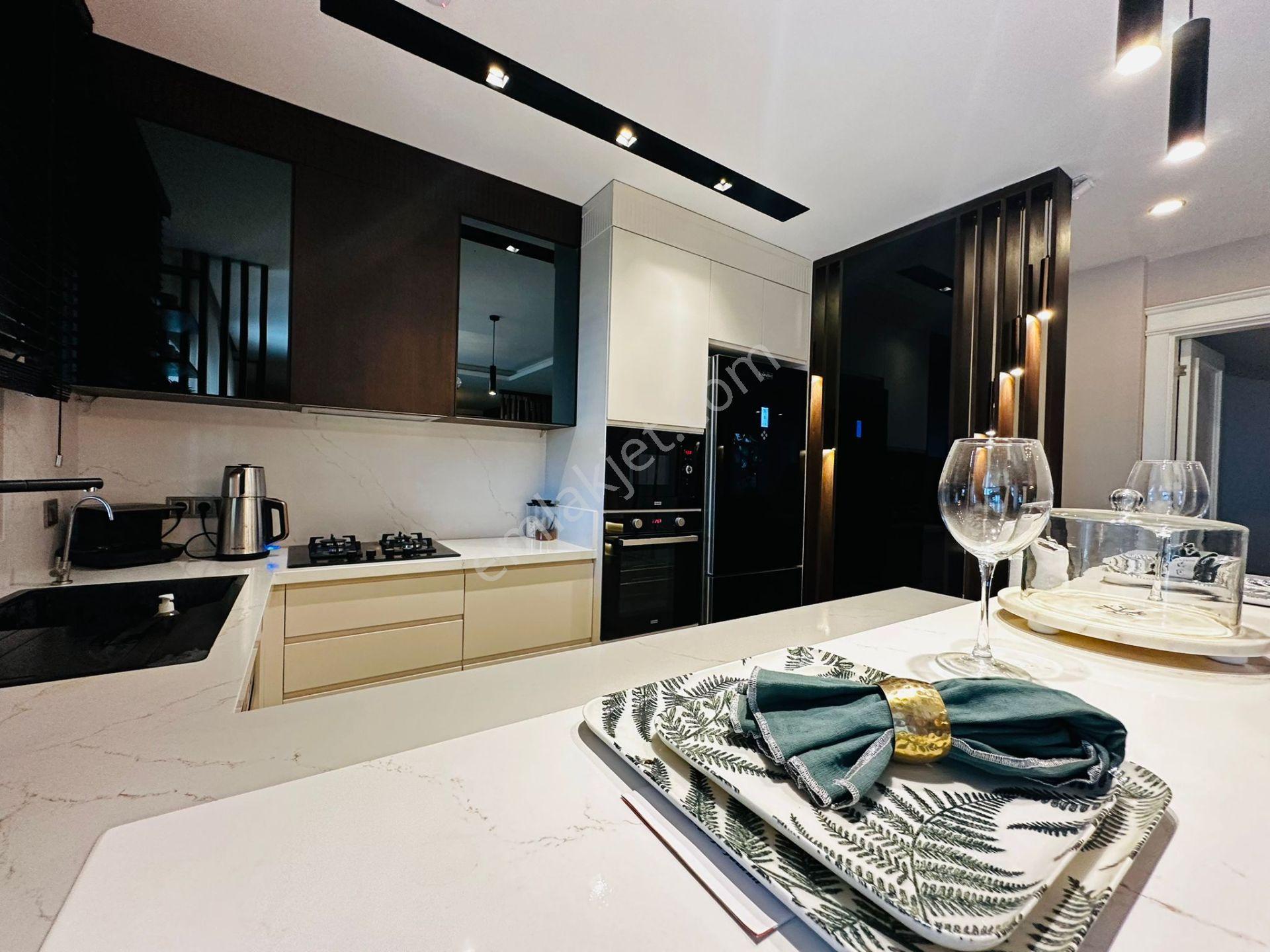 Guvenlık-özel Havuz-otopark-bahçe-lüx-akıllı Ev-yerden Isıtma-400 M2-tamamı Müstakil (köy Tadında) - Görsel 13