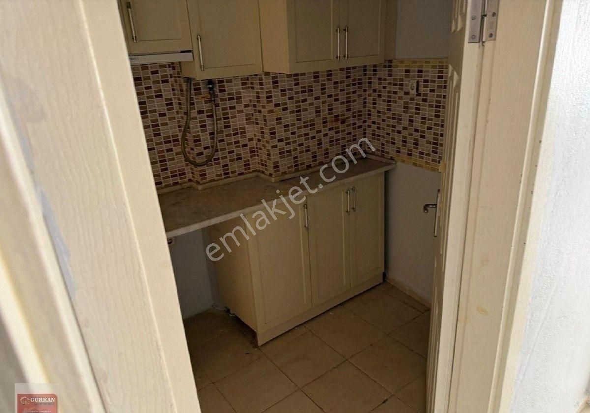 İzmir Bahçelievler İnönü Cad.satılık 3+1 Doğalgazlı Metro Yakını Satılık Daire - Görsel 8