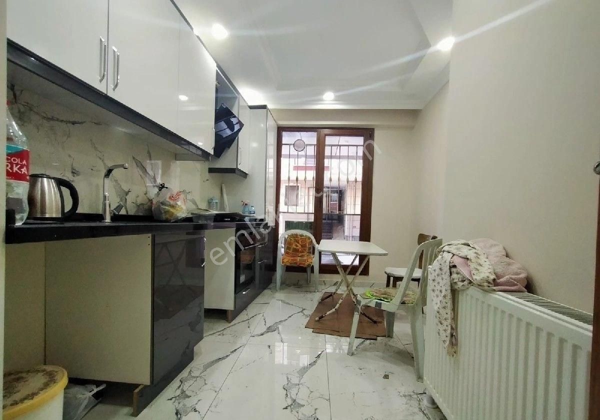 Küçükçekmece Yeşilova Satılık Daire İstanbul Küçükçekmece Yeşilova Mahallesinde Satılık 65m2 Daire.1+1-3.250.000.₺