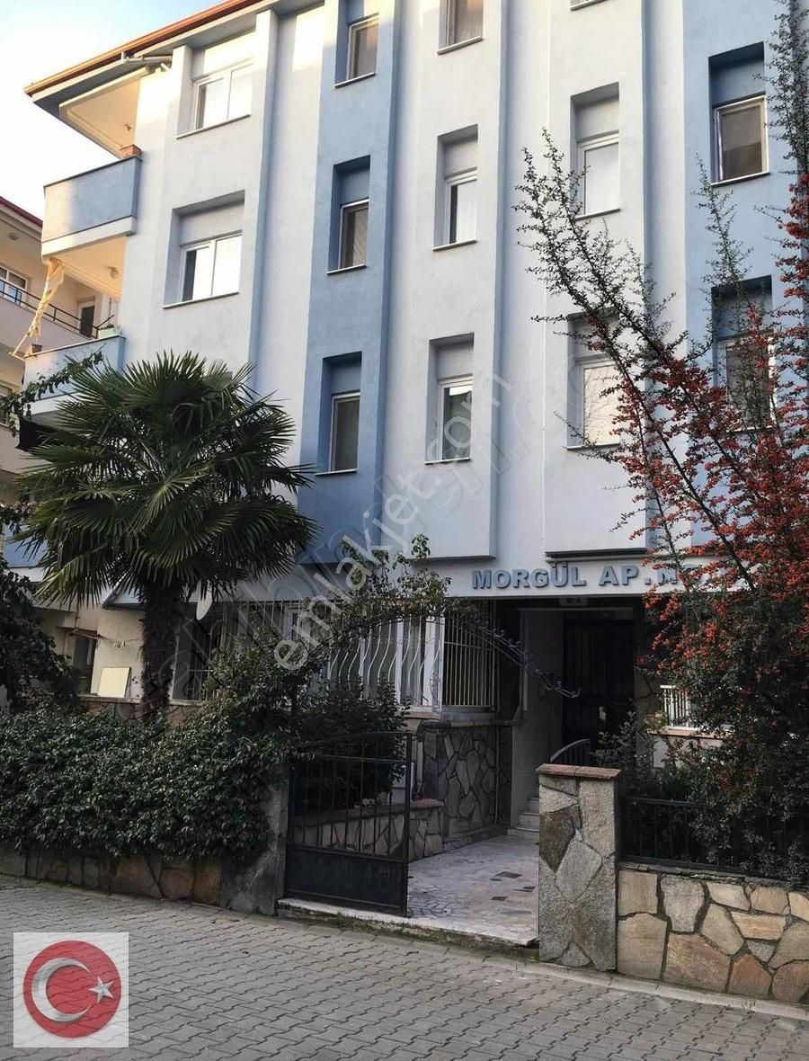 Bahçelievler Giriş Katı Eşyalı 3+1 Satılık Daire - Görsel 13