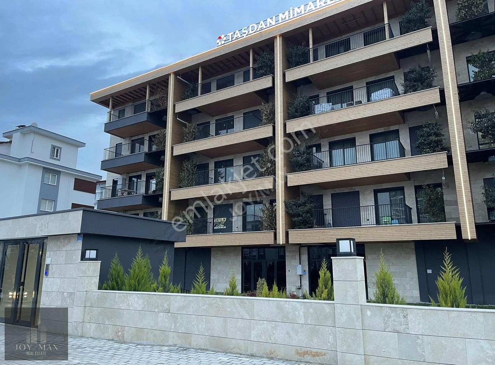 Merkezefendi 1200 Evler Satılık Daire Joy/max'tan Hallaçlar 195 M2 Lüks Daire