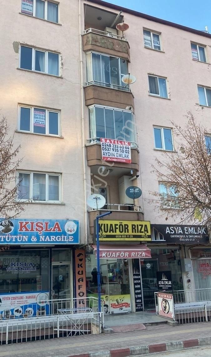 Burdur Merkez Bağlar Satılık Daire Burdur Merkez Burç Mah (tugay Cad) Meydan Da Satılık Daire