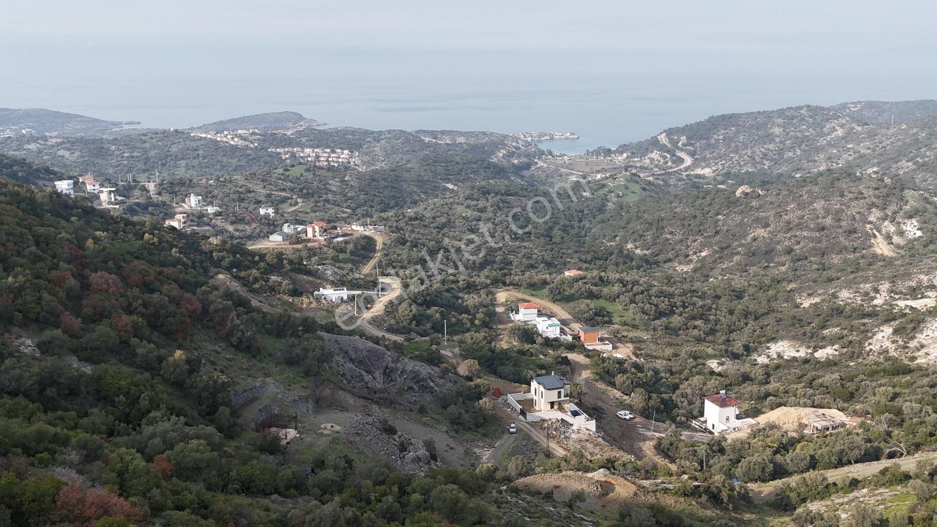 Foça Sazlıca Da Hafriyatsız Deniz Manzaralı Müstakil