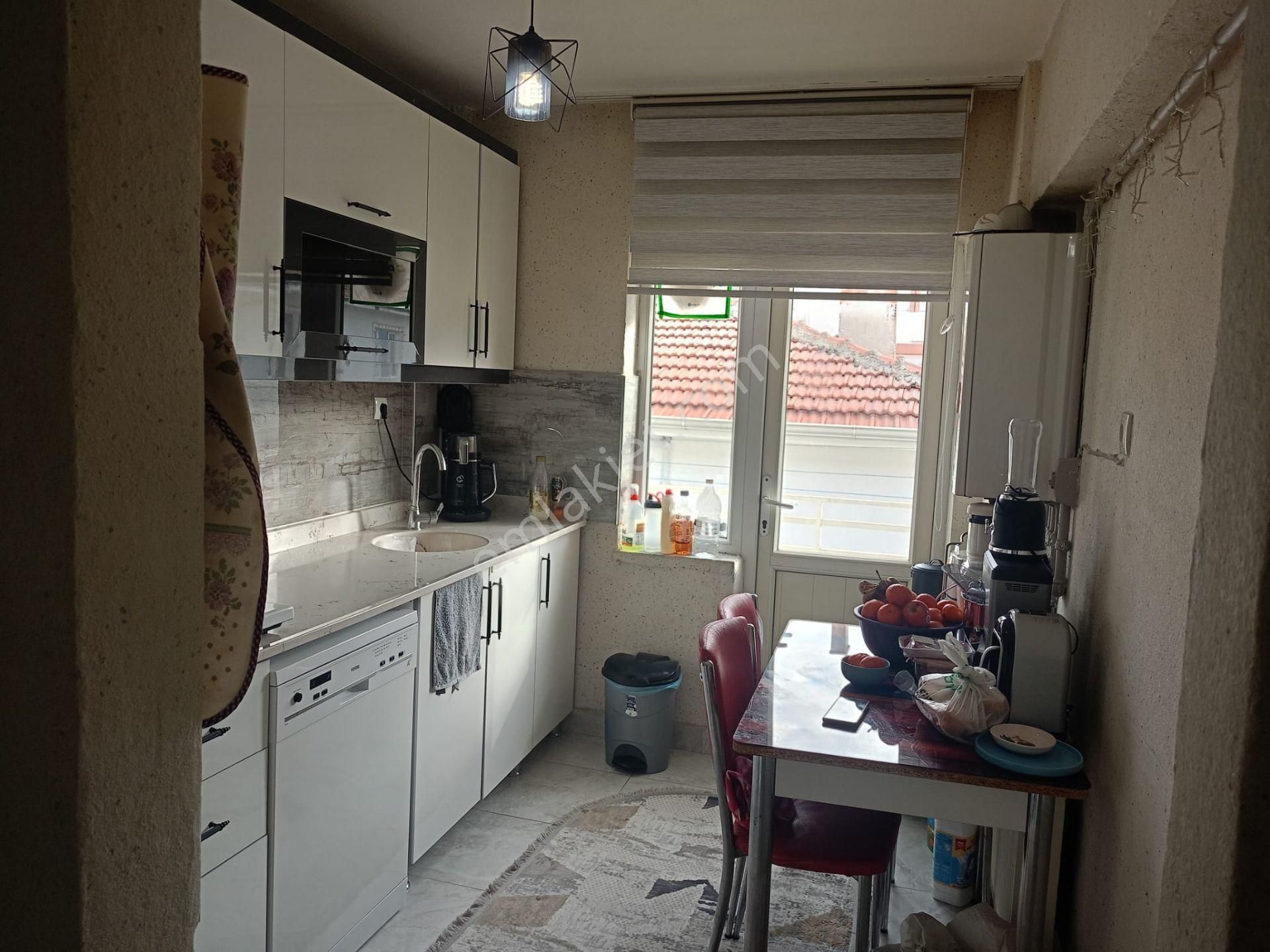 Mç Emlak'tan Mareşal Çakmak Mah'de 2+1 Satılık Daire
